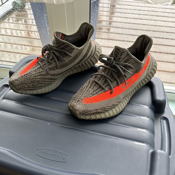 Yeezy 350 Beluga - Picture 2 of 5